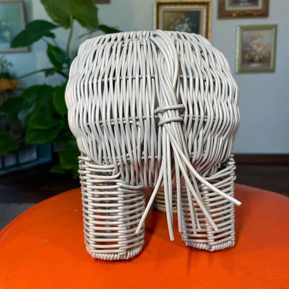 Vintage Grey Woven Elephant Planter Unique Decor Plant Holder - Picture 11 of 16